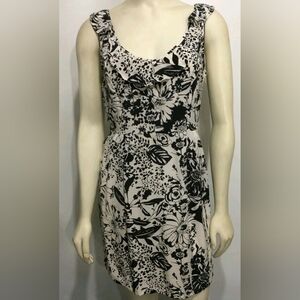 100% Silk Size small Kimchi Blue Mini Dress with open back